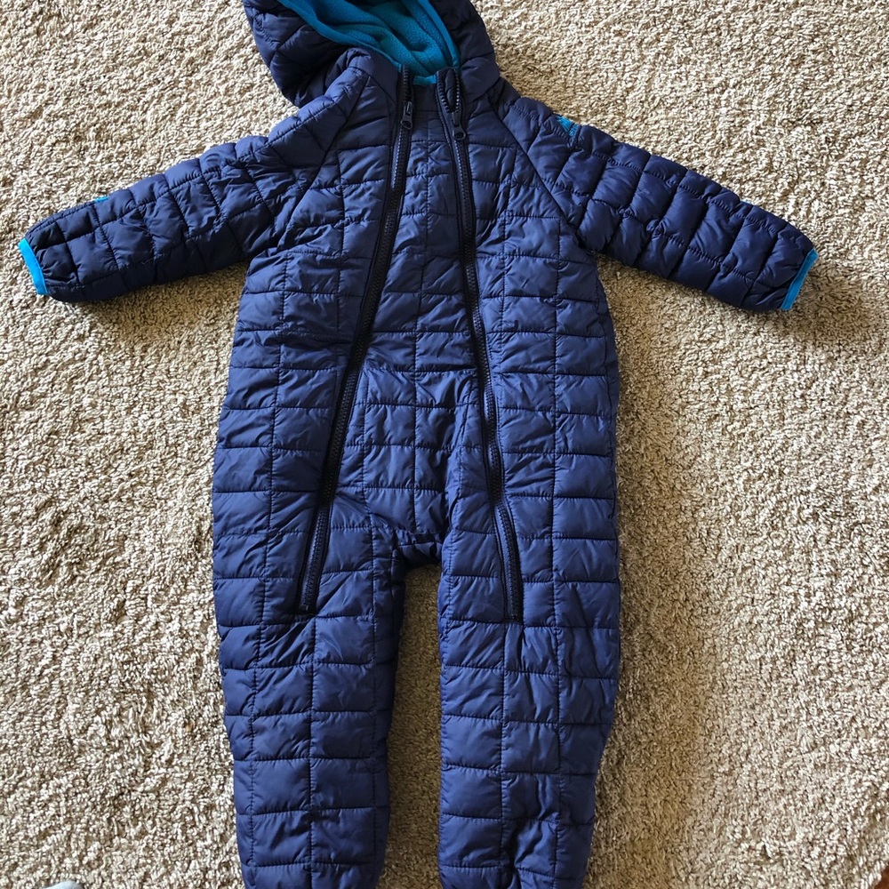 Snow suit